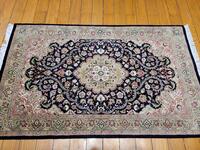 Rug Picture
